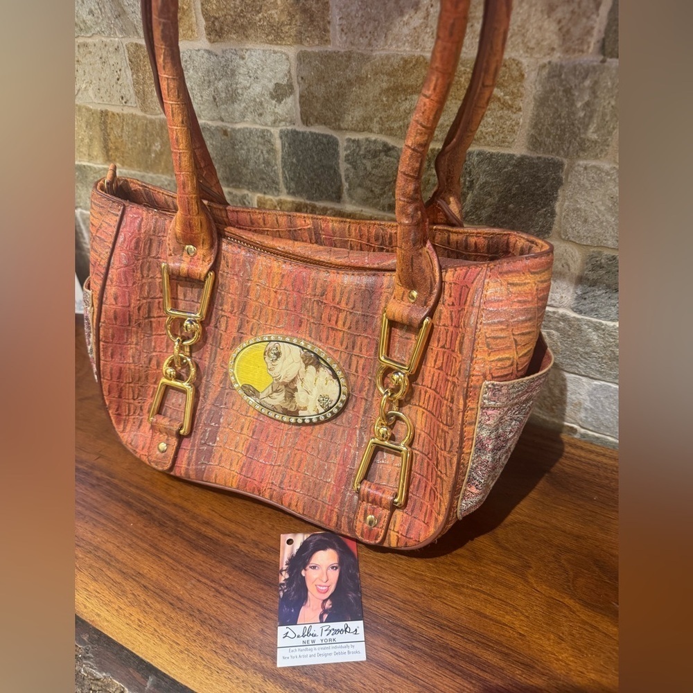 Debbie Brooks Elegant Crocodile-Embossed Orange Handbag with Magnafab included - Picture 6 of 17